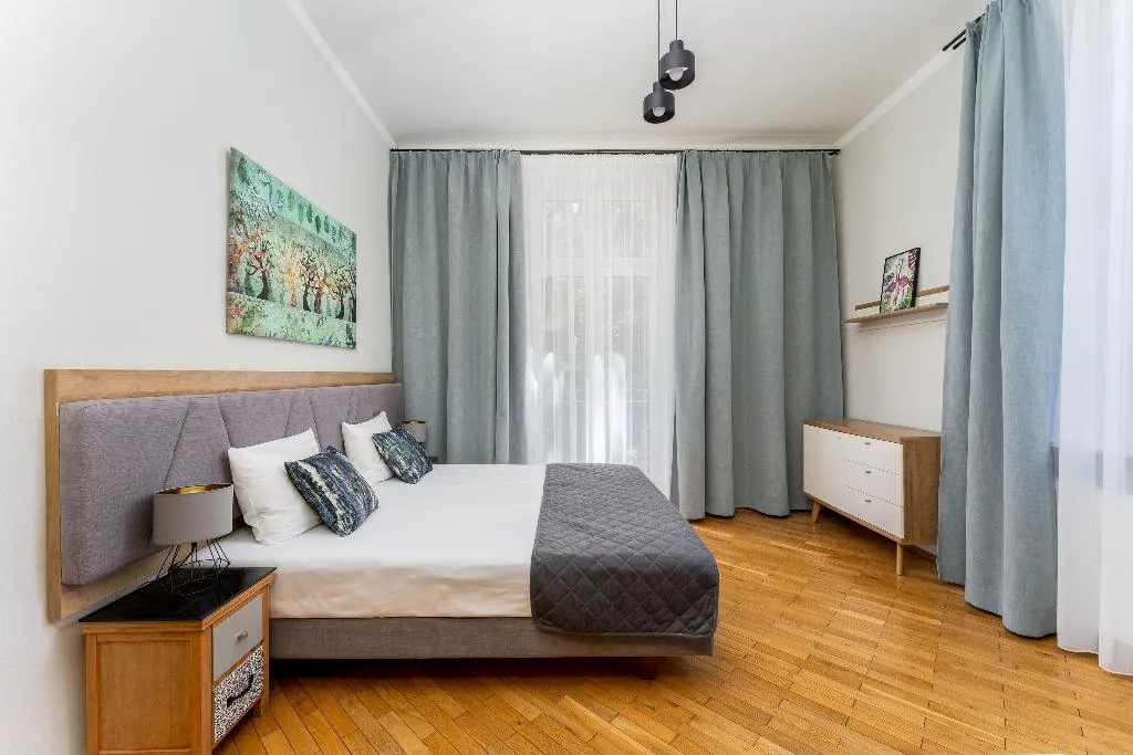 APARTMENT DELUXE WITH BALCONY Room, 1898 Parkside Boutique Residence, Krakow