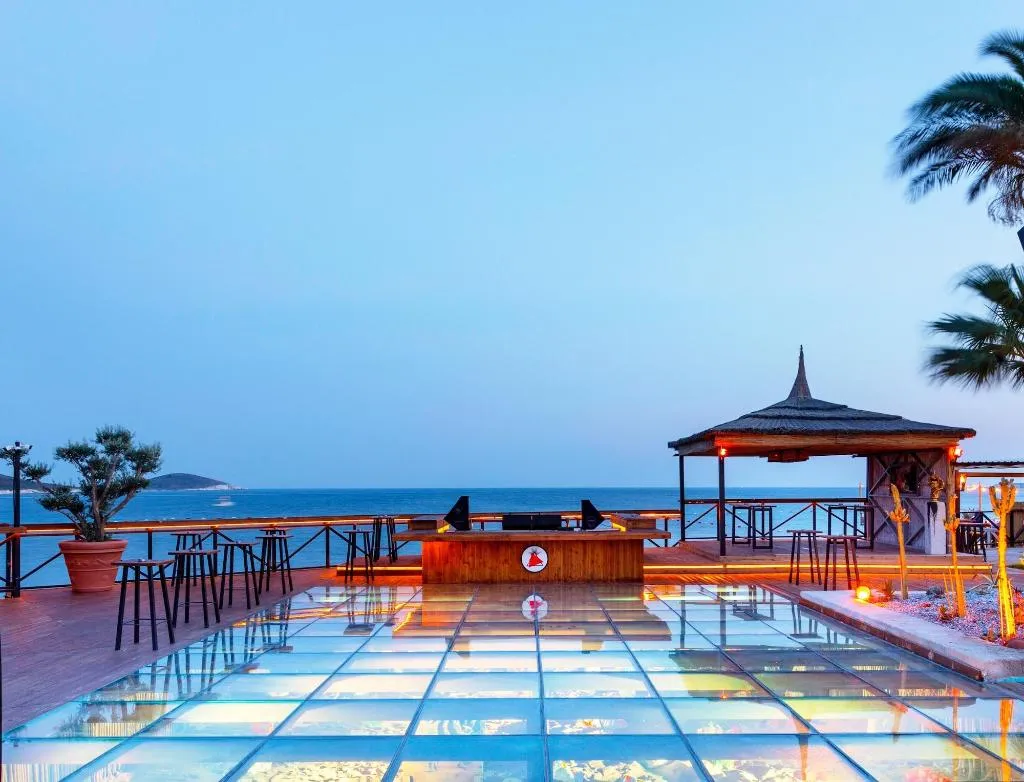 Sports and Entertainment, Alacati Beach Resort, Izmir