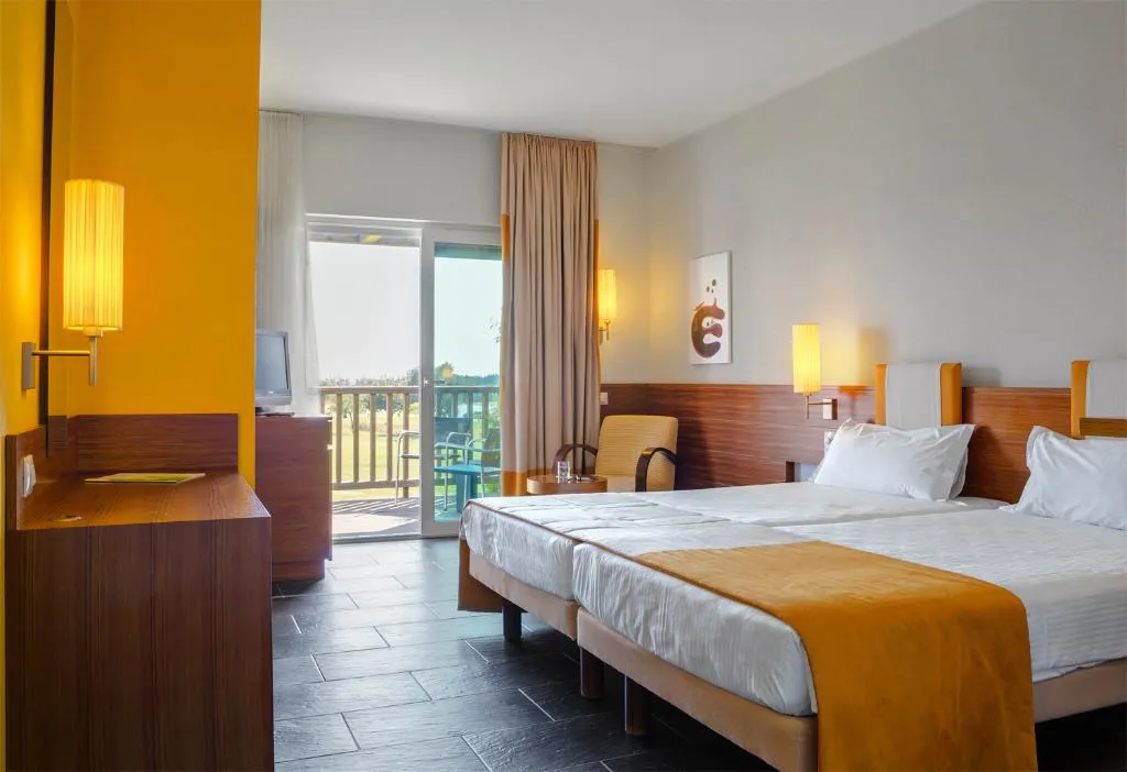Double or Twin STANDARD Room, Robinson Quinta Da Ria, Algarve