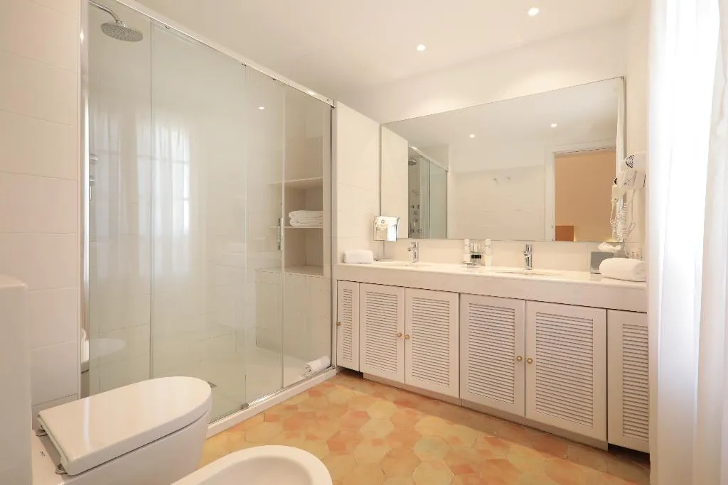 JUNIOR SUITE STANDARD Room, Ah Art Hotel Palma, Majorca