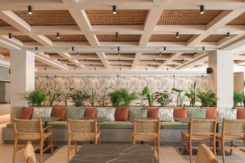 Restaurant, Sergios Hotel, Crete