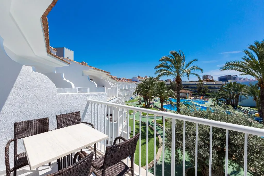 APARTMENT CAPACITY 5 Room, Playas Cas Saboners, Majorca