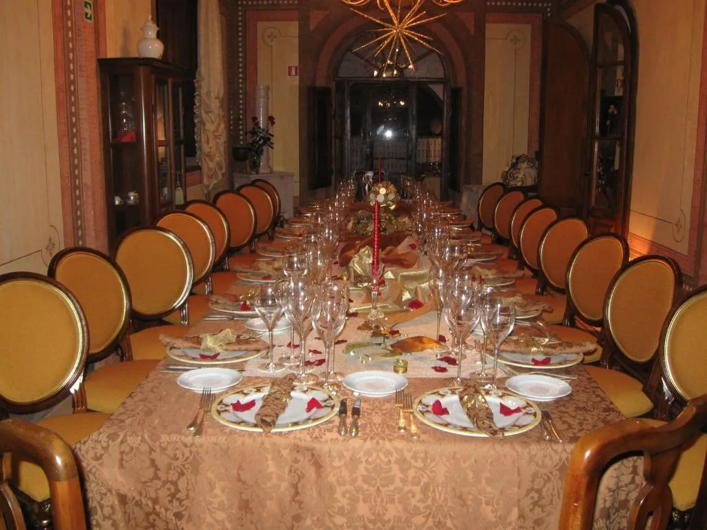 Restaurant, Relais Castelluccio Palusse, Umbria