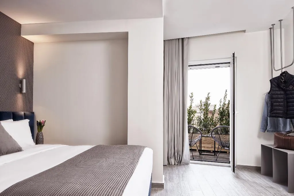 SUITE SUPERIOR WITH BALCONY Room, Athens4, Athens
