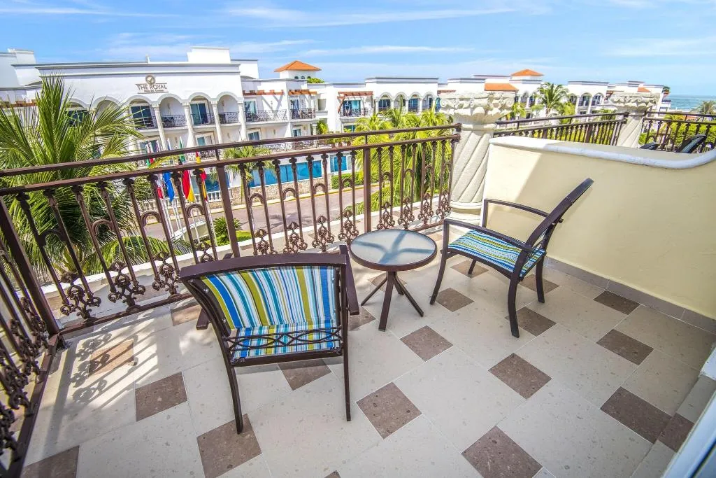 Room, Wyndham Alltra Playa del Carmen Adults Only All In, Playa Del Carmen