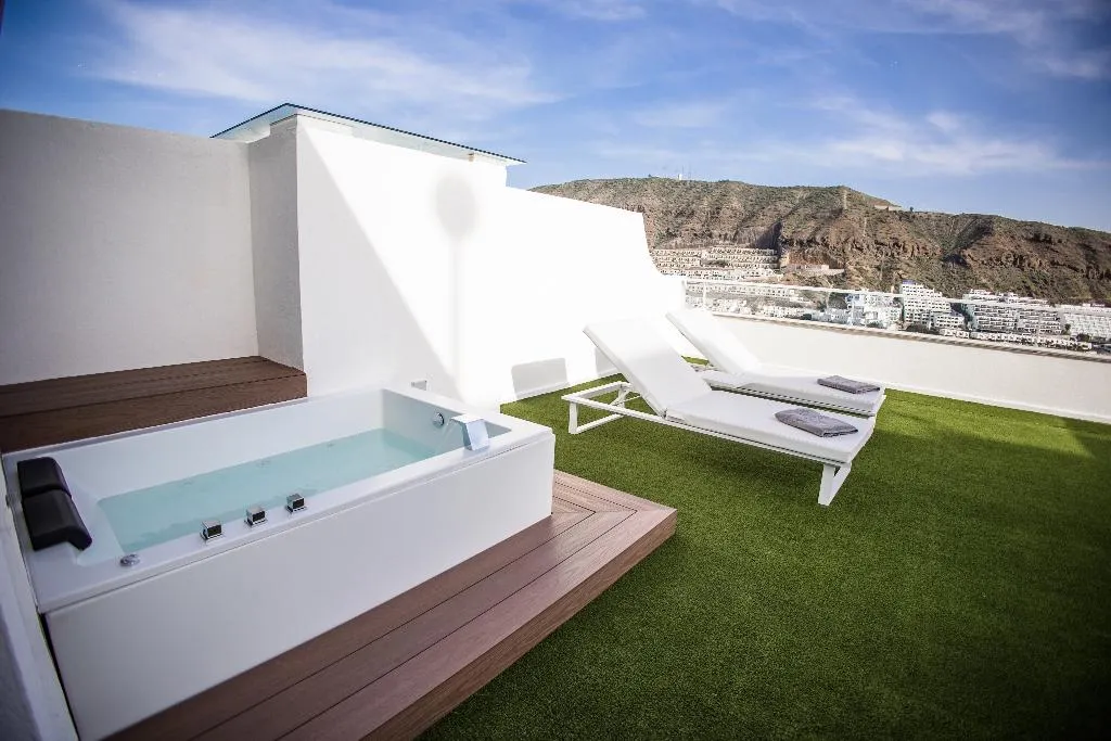 APARTMENT WITH JACUZZI Room, Servatur Terrazamar Sunsuite, Gran Canaria