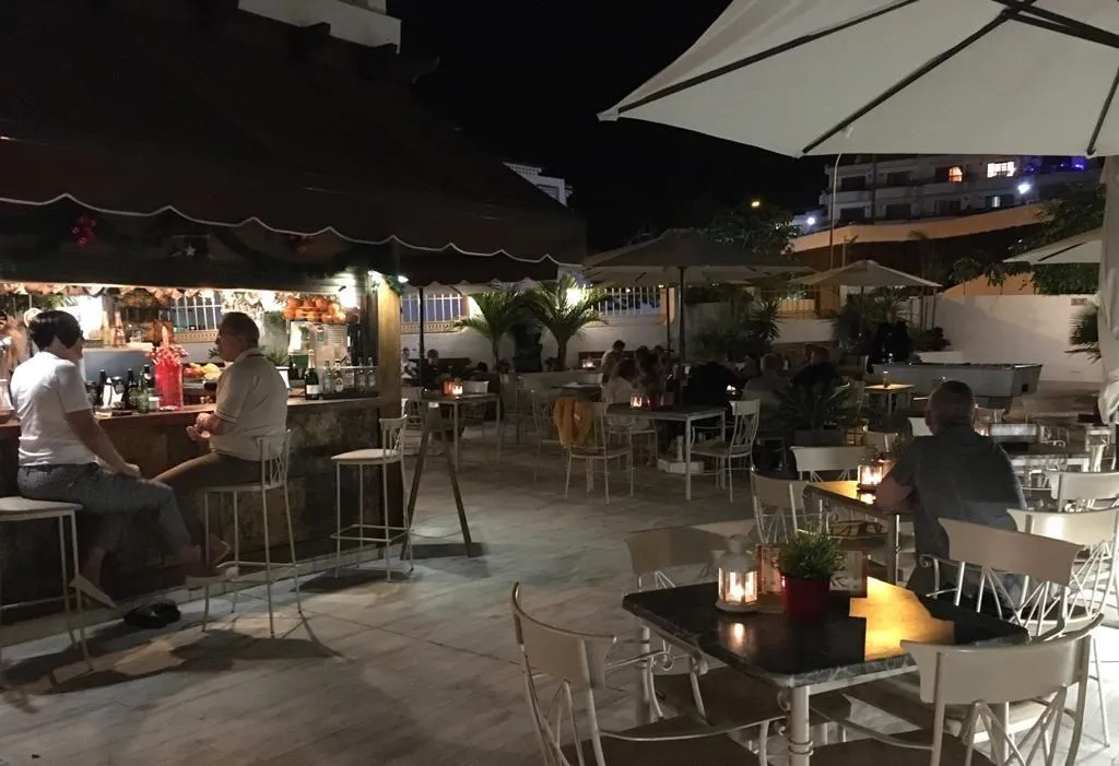 Bar, Neptuno Costa Adeje, Tenerife