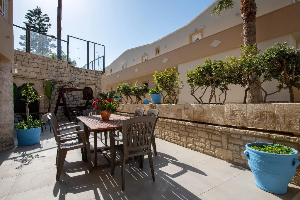 Bar, Sunrise Apartments, Crete