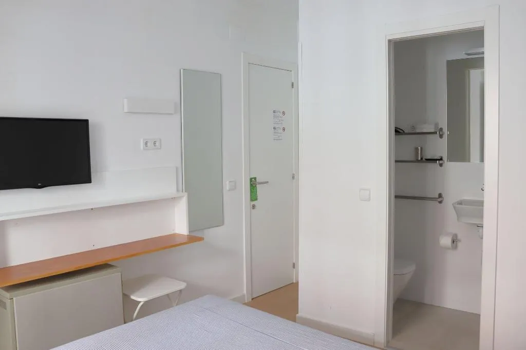 Room, Hostal La Zona, Madrid