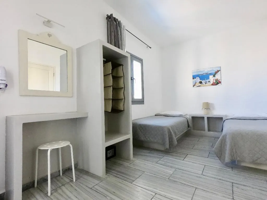 STUDIO DELUXE TWO BEDS Room, Anny Studios Perissa Beach, Santorini