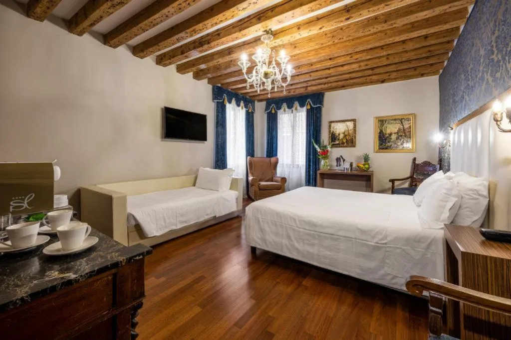 FAMILY ROOM CLASSIC Room, Palazzo San Lorenzo, Venice
