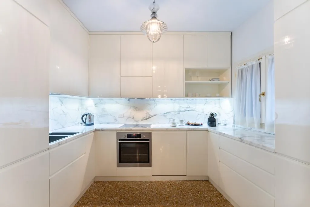 APARTMENT DELUXE CAPACITY 4 Room, San Teodoro Palace  - Luxury Apartments, Venice