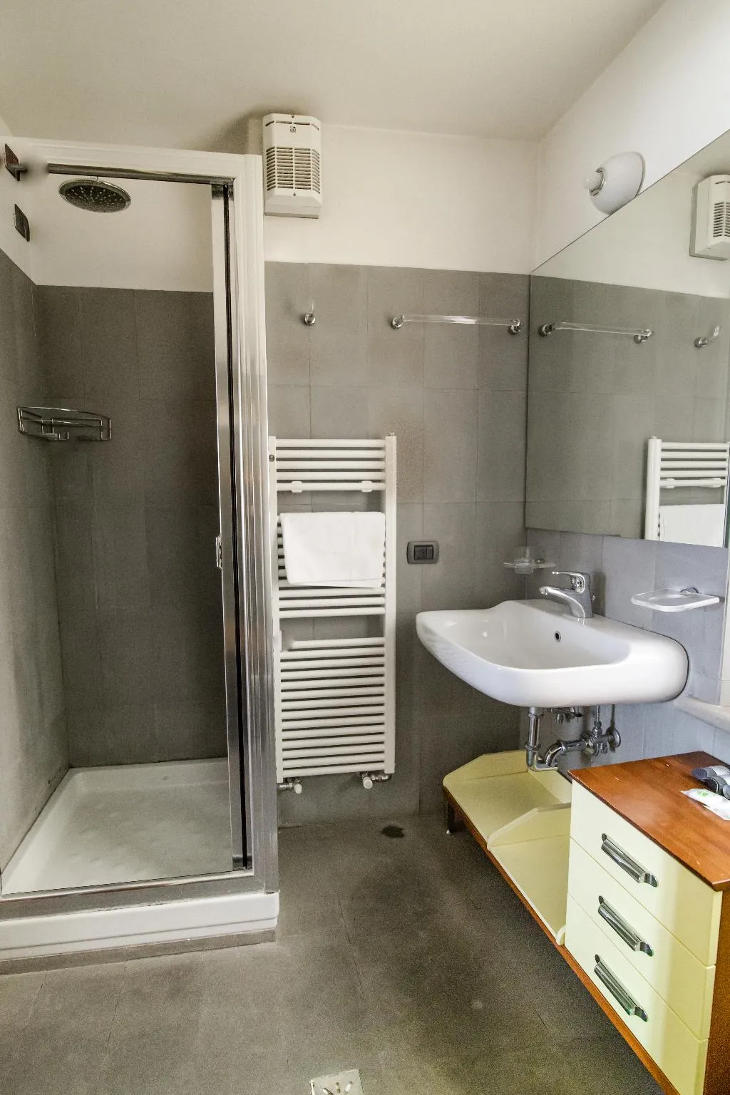 SINGLE STANDARD Room, La Corte Del Re, Florence
