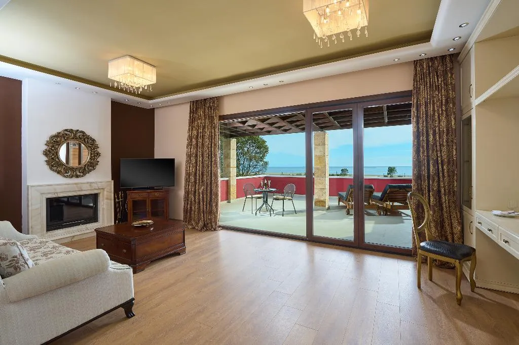 SUITE GRAND Room, Mediterranean Princess Adults Only Hotel, Thessaloniki