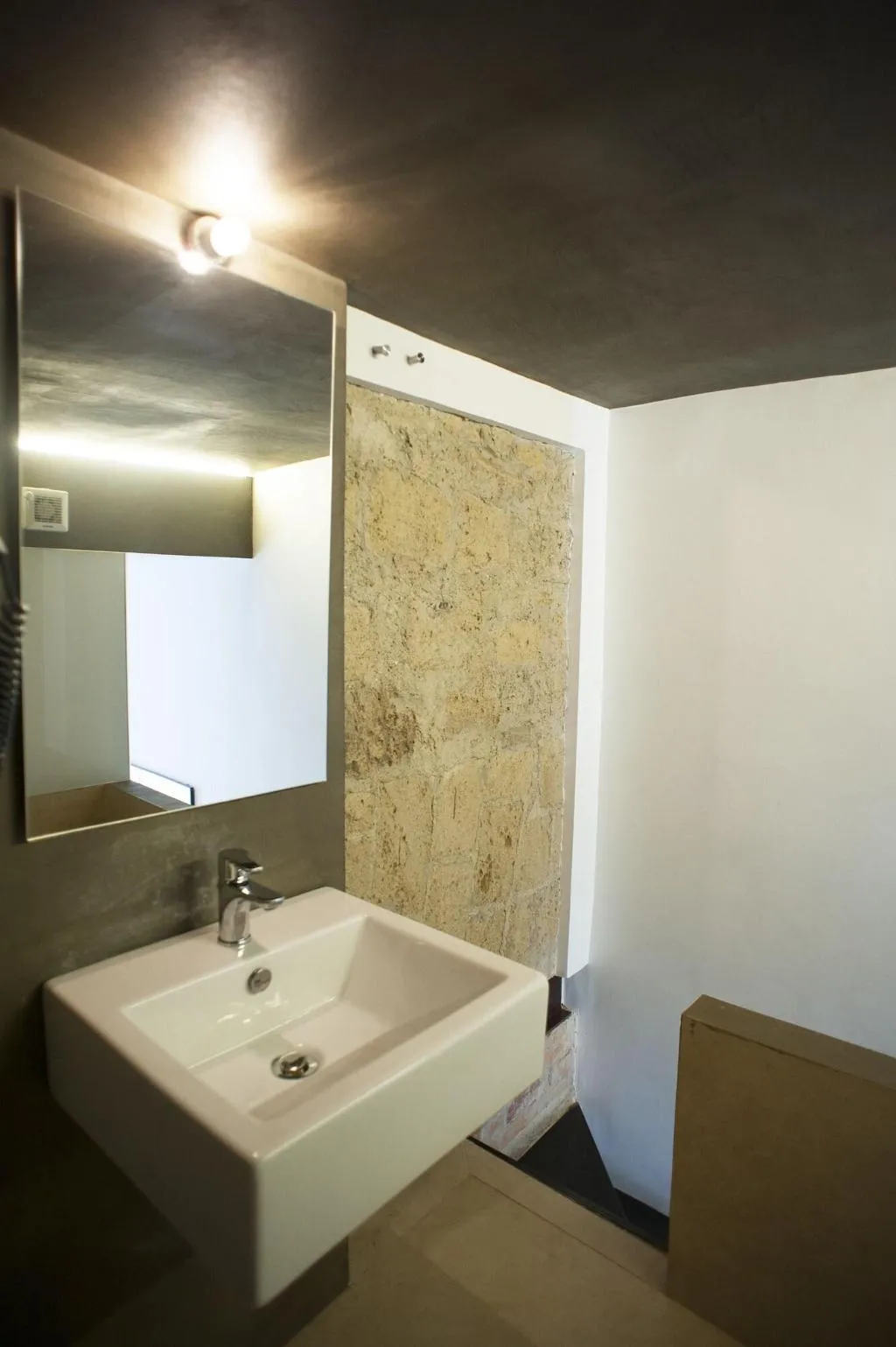 Room, Belledonne Suite & Gallery, Naples