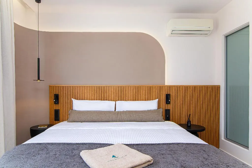TRIPLE SUPERIOR WITH BALCONY Room, Aeolos Beach, Crete
