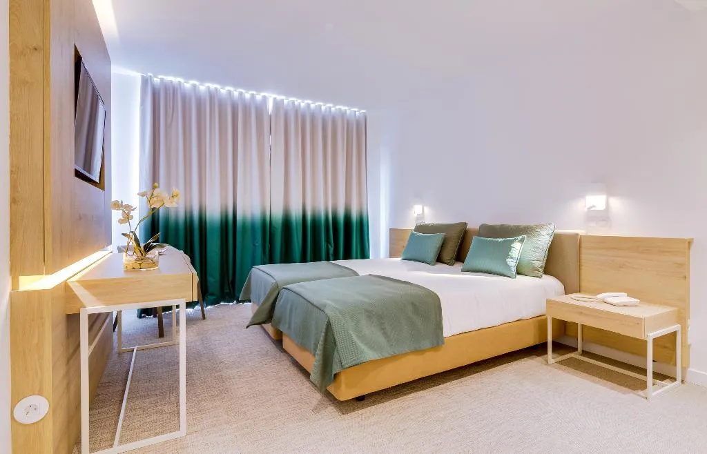 TRIPLE STANDARD Room, Sol e Mar Adults Only, Algarve