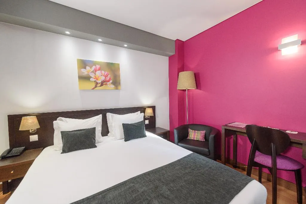 DOUBLE CLASSIC DOUBLE BED Room, Hotel Luena, Lisbon
