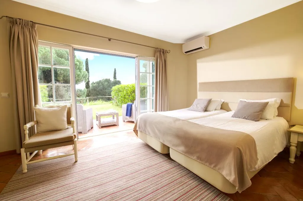 STUDIO GARDEN VIEW Room, Cegonha Country Club, Algarve