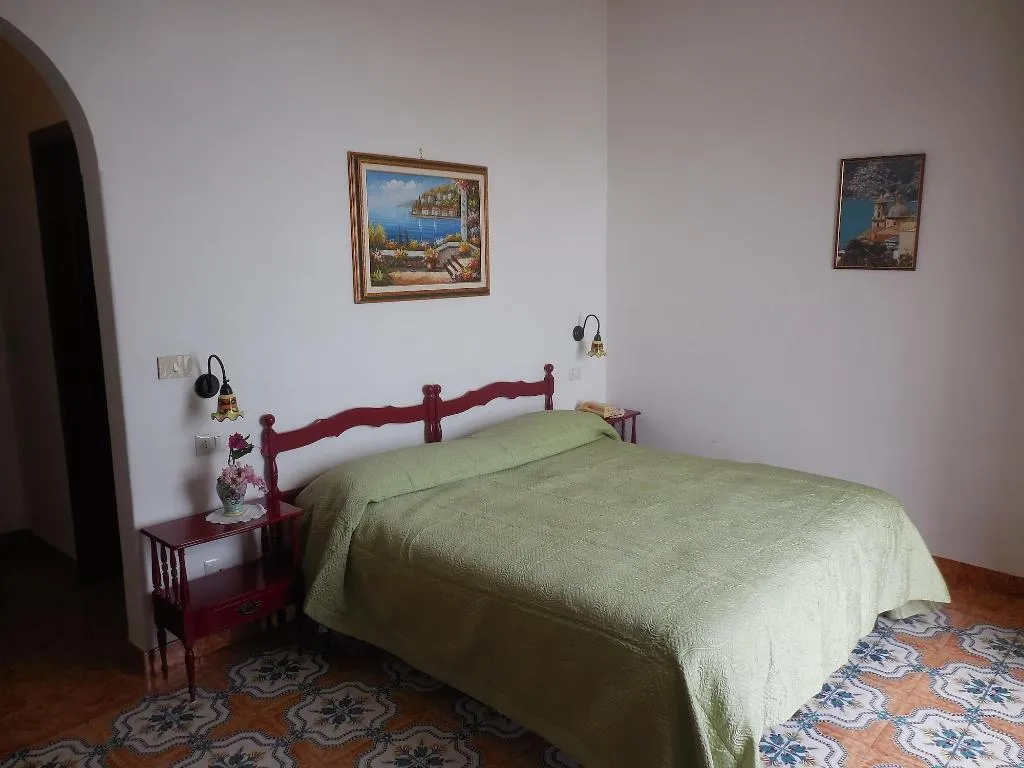 Room, Open Gate, Naples