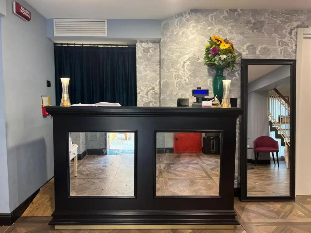 Lobby, Do Pozzi, Venice