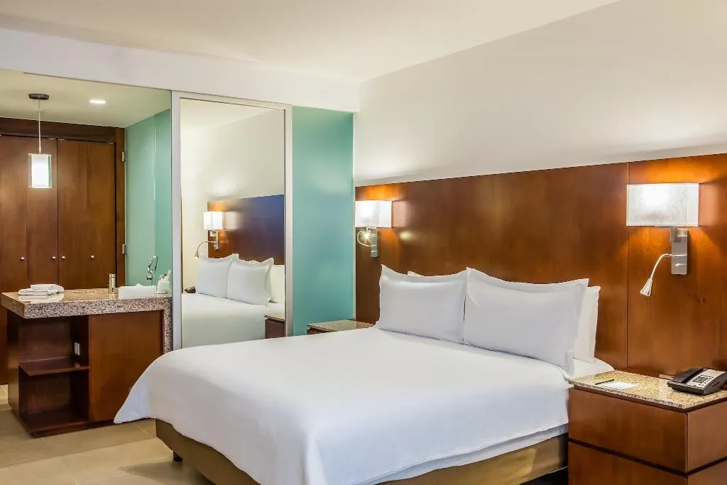 Room, Fiesta Inn Playa del Carmen, Playa Del Carmen