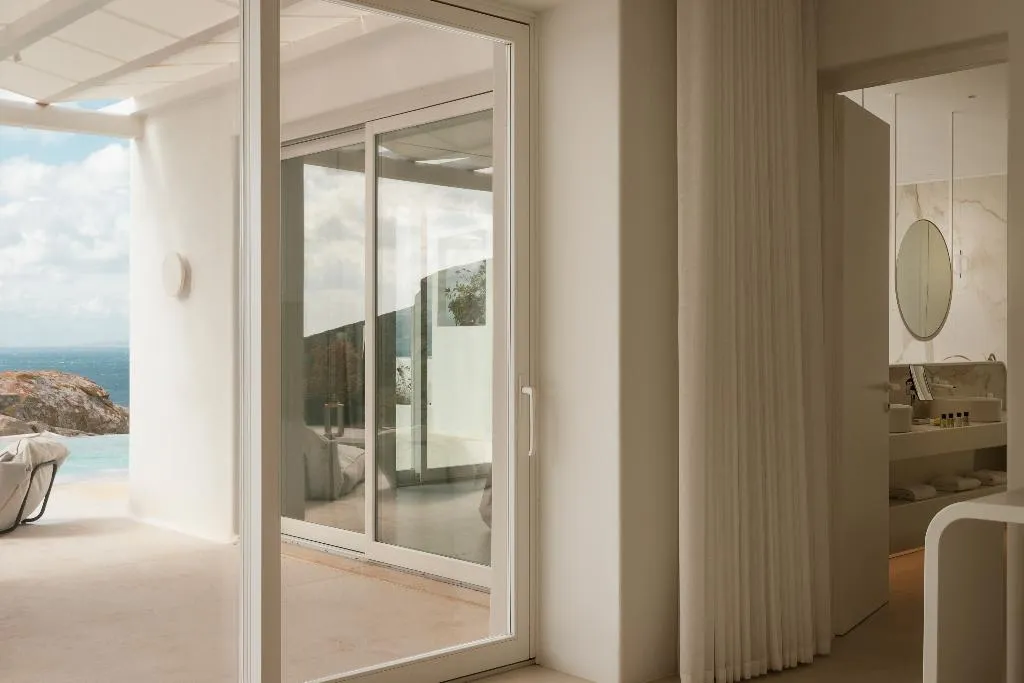 SUITE TWO BEDROOMS WITH PRIVATE POOL Room, Lovia Mykonos, Mykonos