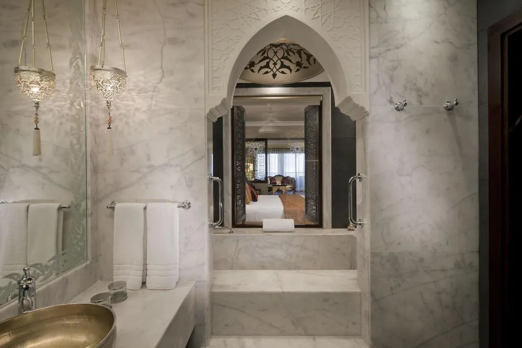 Room, Jumeirah Zabeel Saray Dubai, Dubai