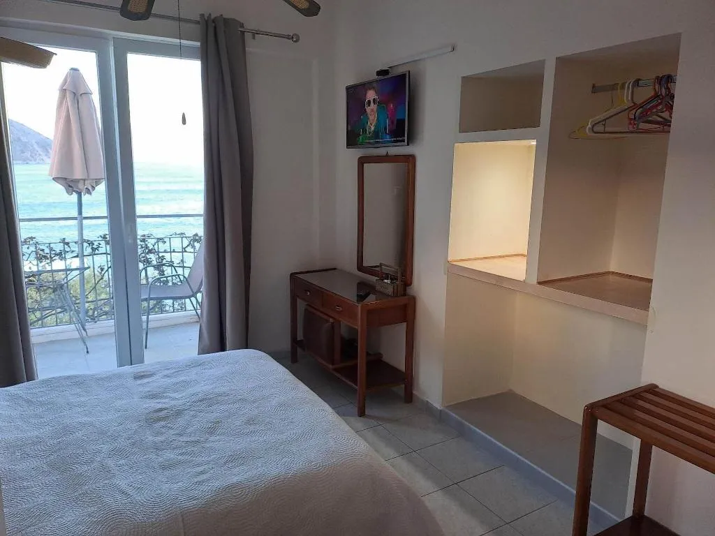 Room, Ballas Apartments, Kefallinia