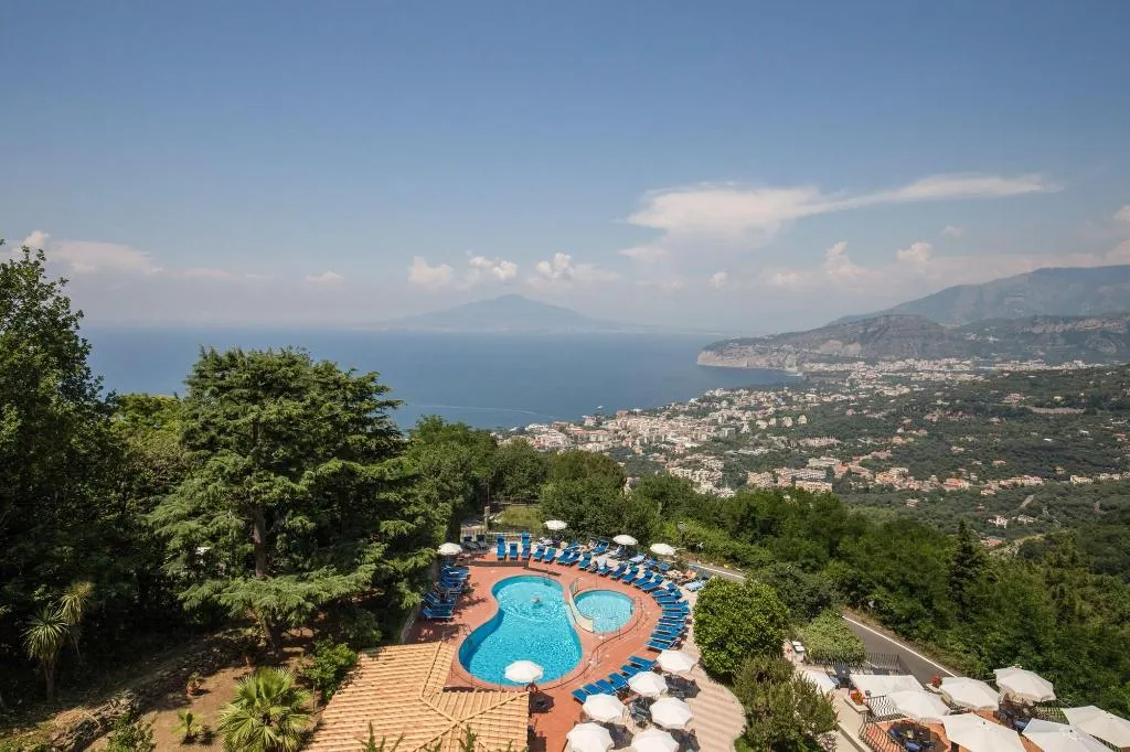 Room, Grand Hotel Hermitage & Villa Romita, Naples