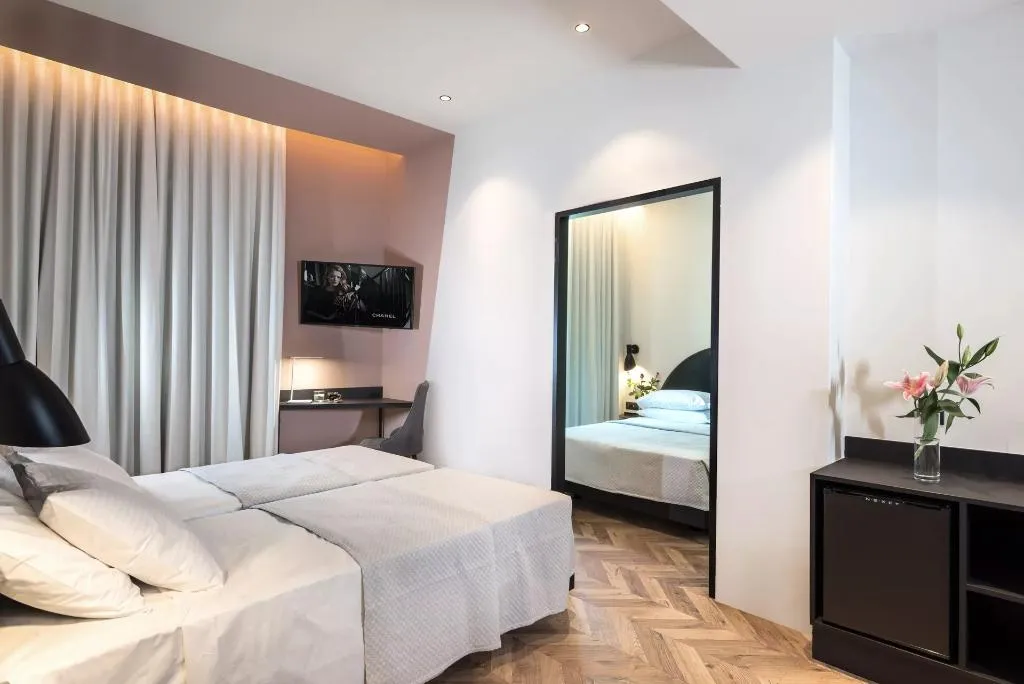 FAMILY ROOM STANDARD Room, Athens One Smart Hotel, Athens