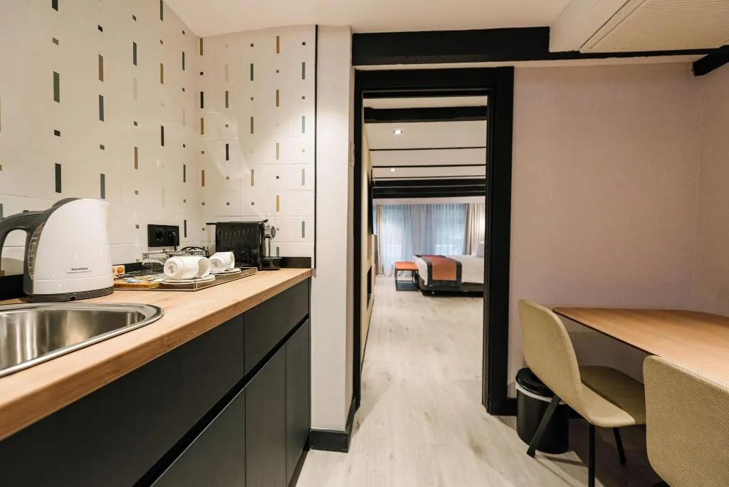 APARTMENT STANDARD Room, Catalonia Vondel Amsterdam, Amsterdam