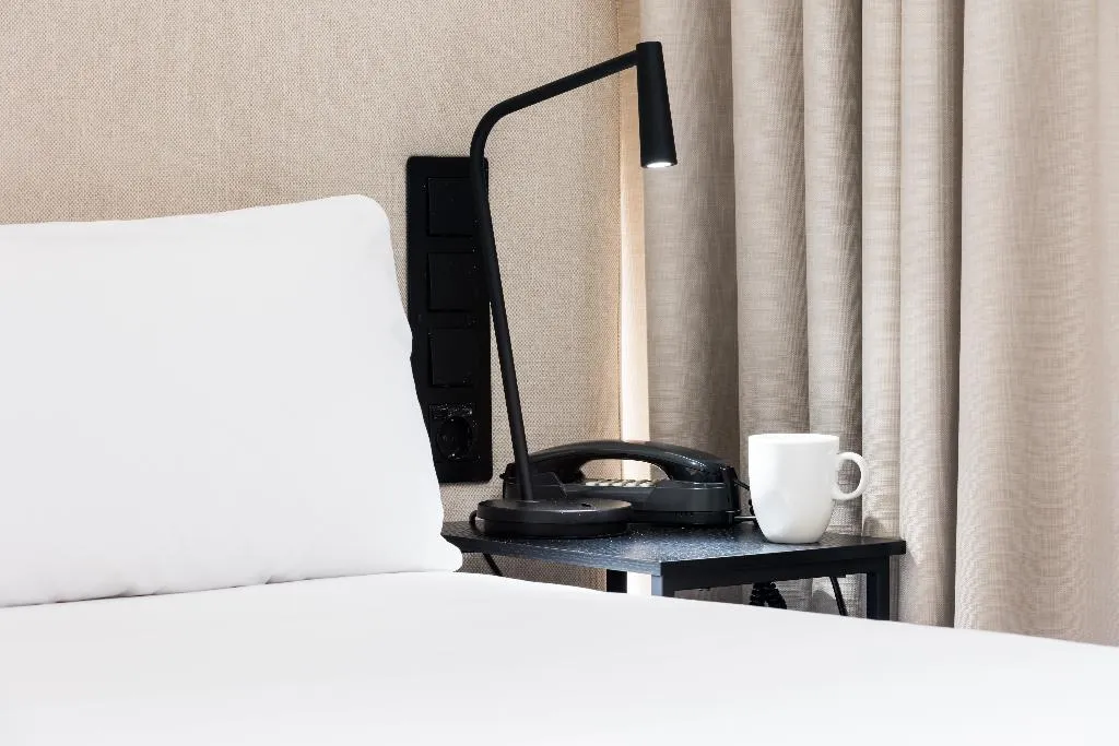 DOUBLE BASIC Room, Royal Ramblas, Barcelona