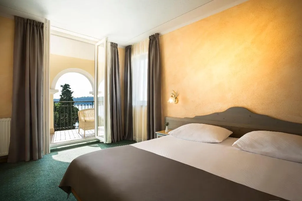 SUITE DELUXE WITH VIEWS Room, Maistra Select Island Hotel Katarina, Istria