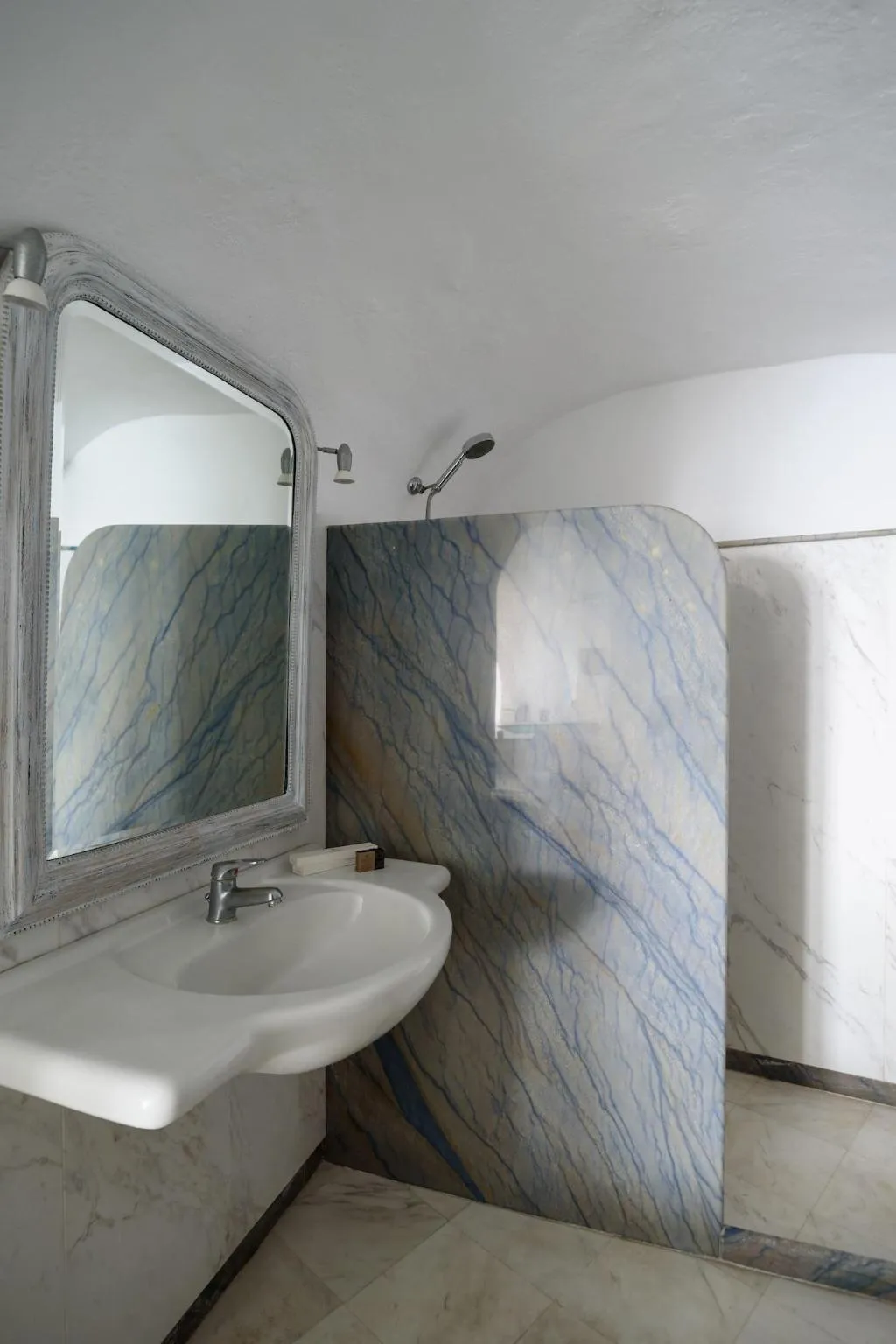 Room, Zenith Blue, Santorini
