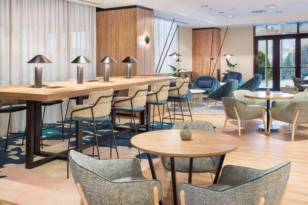 Bar, Melia Avenida America, Madrid