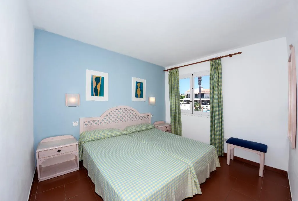 APARTMENT ONE BEDROOM Room, Oasis Park, Menorca
