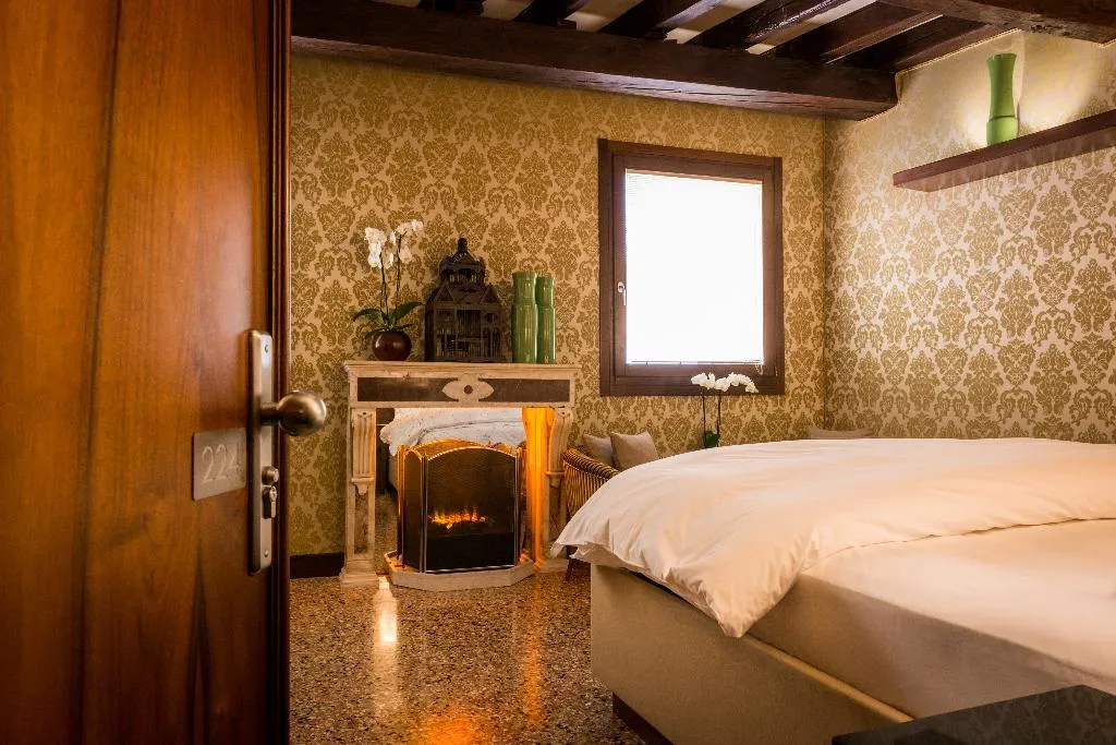 DOUBLE DELUXE Room, Ca Maria Adele, Venice