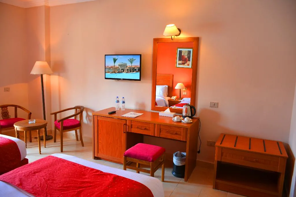Room, Hawaii Riviera Club Aqua Park-Families and Couples, Red Sea Riviera