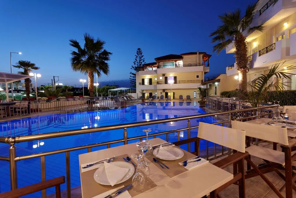 Pool, Philoxenia, Crete