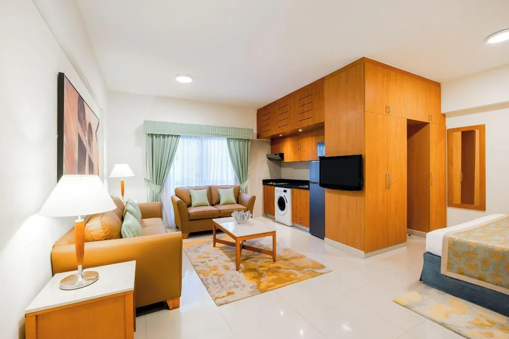 STUDIO PREMIER Room, Golden Sands Hotel Apartments, Dubai