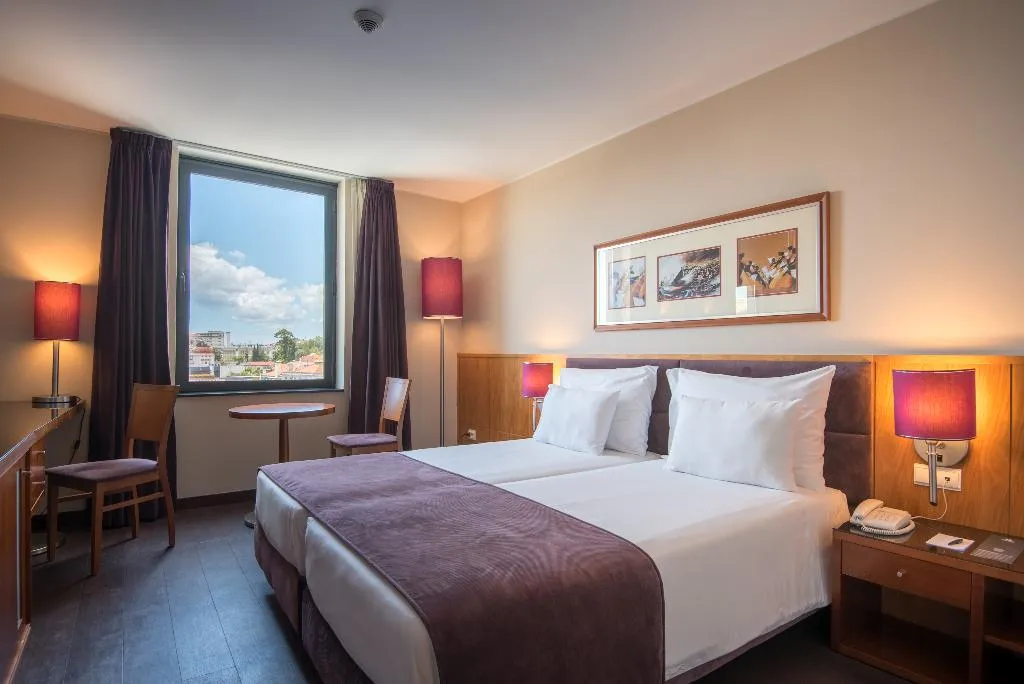 Double or Twin SUPERIOR Room, Vila Gale Opera, Lisbon