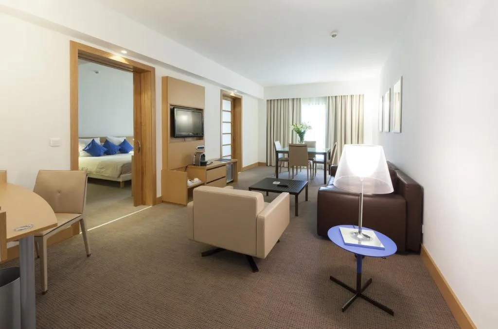 SUITE EXECUTIVE Room, Novotel Tunis, Tunisia