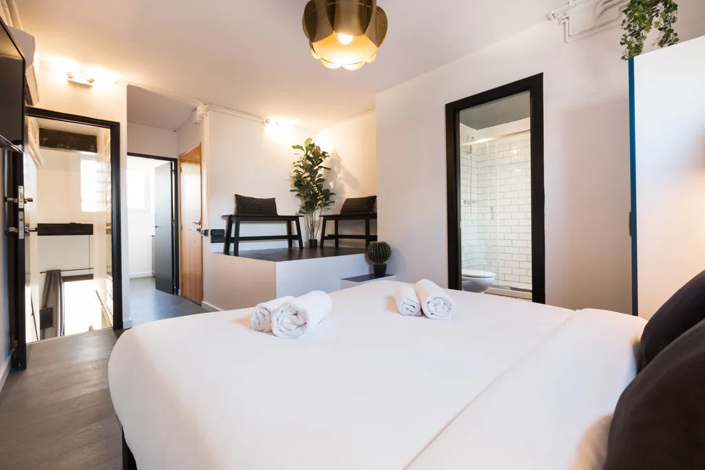 STUDIO STANDARD Room, La Mare by The Streets, Barcelona