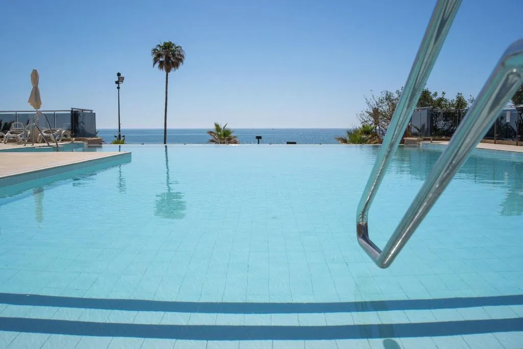 Pool, Angela, Costa Del Sol