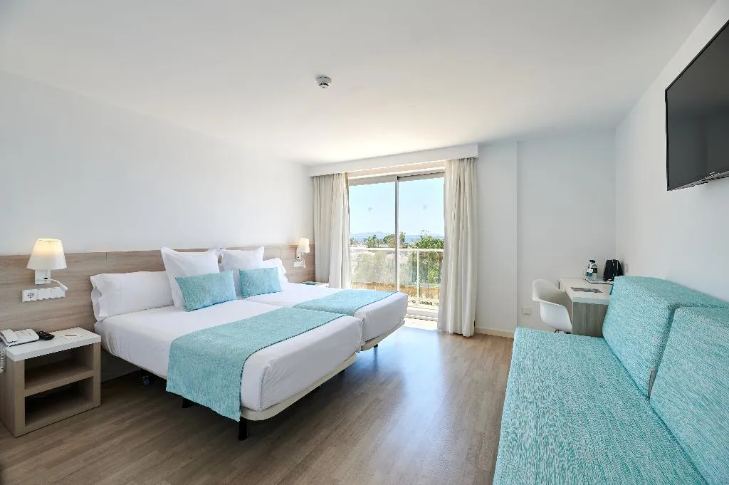 TRIPLE STANDARD Room, Alua Boccaccio, Majorca