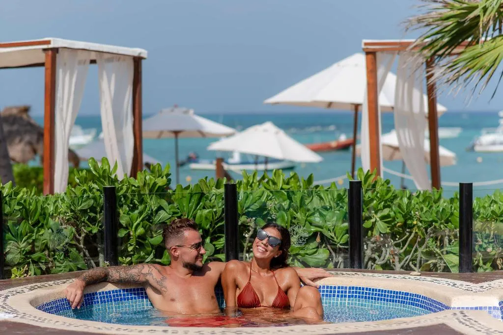 Pool, The Reef CocoBeach, Playa Del Carmen