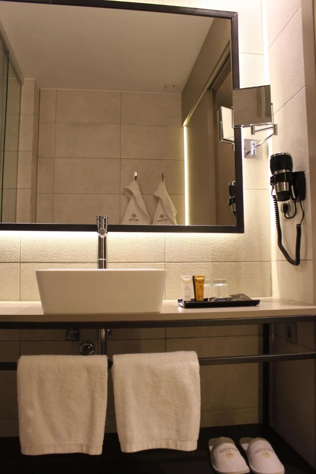 Room, Hotel Well And Come, Barcelona