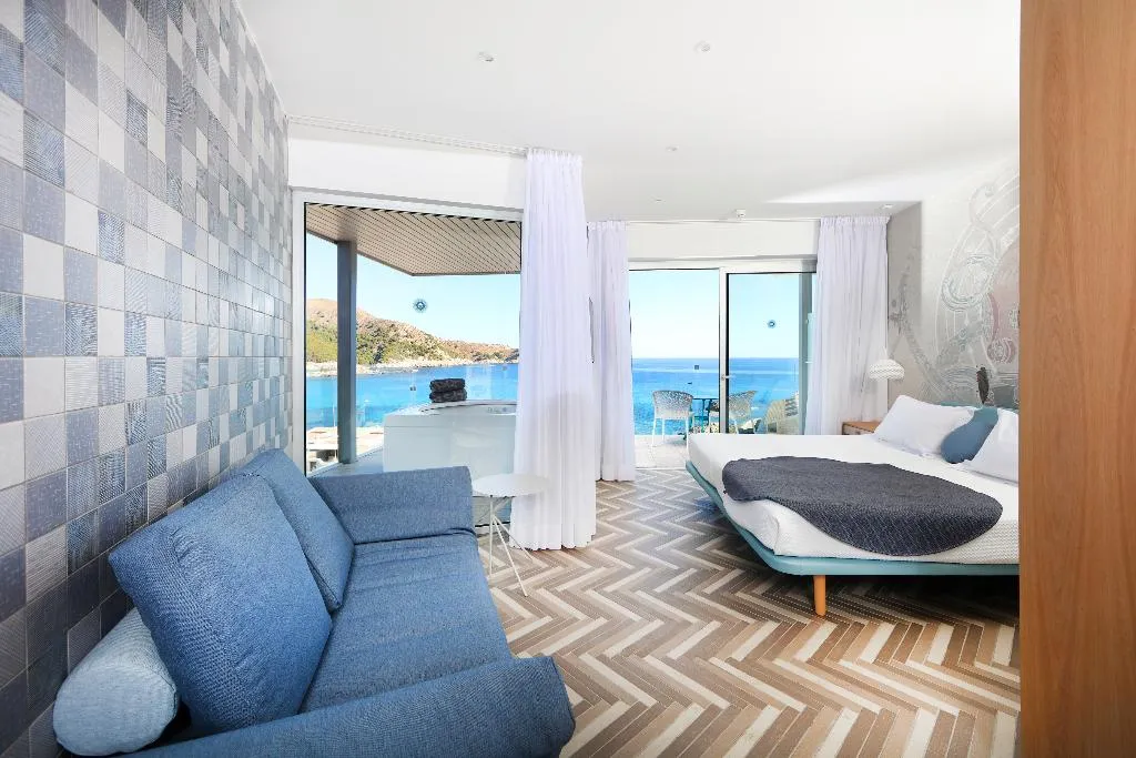 JUNIOR SUITE SEA VIEW WITH BALCONY Room, Mar Azul Pur Estil Hotel & Spa, Majorca