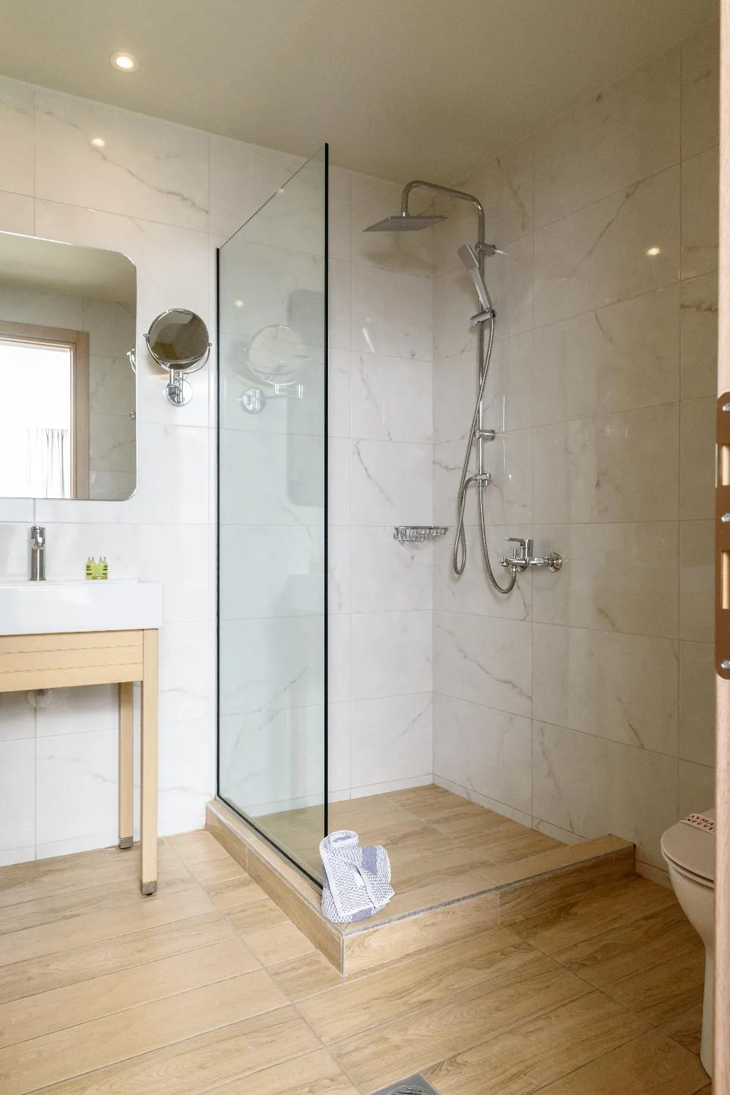 Double or Twin PREMIUM Room, Regina Mare Hotel, Thessaloniki